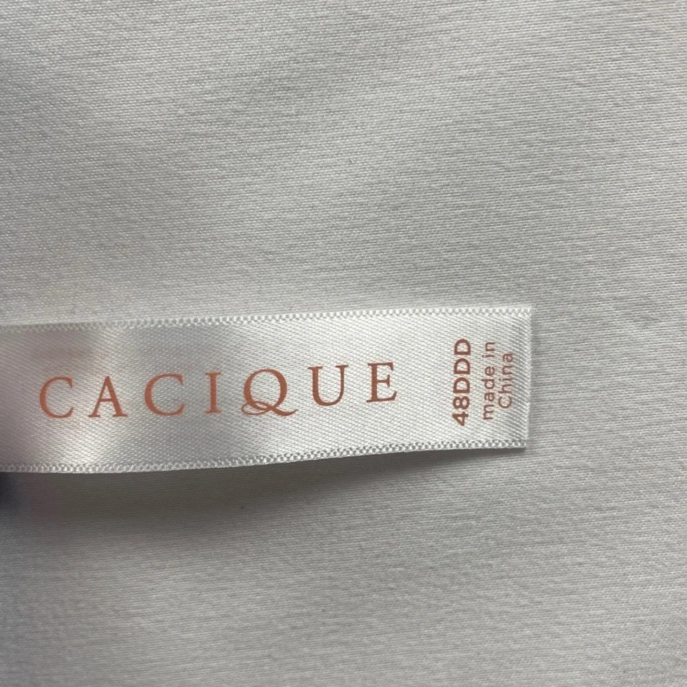 Cacique lightly lined